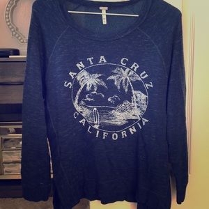 Santa Cruz CA sweatshirt from the boardwalk 🌊